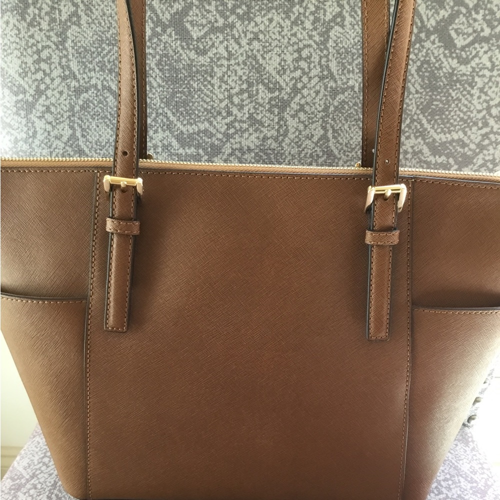 Michael Kors Jet Set Luggage Tote - Picture 3 of 4
